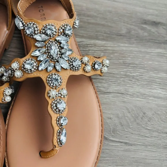 Torrid Women's Tan Sandals with Embellishments - Picture 3 of 4
